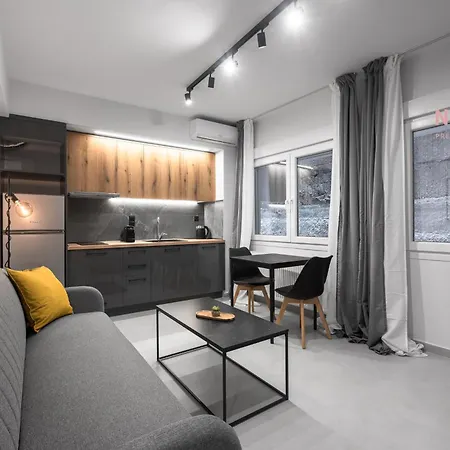 Room8, Nilie Hospitality Mgmt Thessaloniki