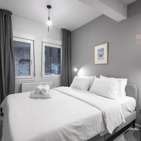 Room8, Nilie Hospitality Mgmt * Thessaloniki