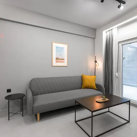 Room8, Nilie Hospitality Mgmt