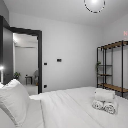 Room8, Nilie Hospitality Mgmt * Thessaloniki