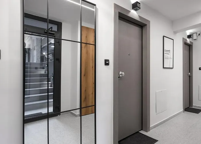 Room8, Nilie Hospitality Mgmt