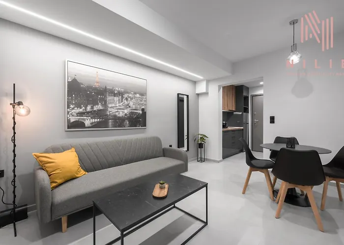 Room8, Nilie Hospitality Mgmt Szaloniki