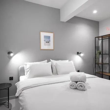 Room8, Nilie Hospitality Mgmt Апартаменты Салоники