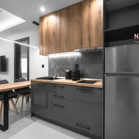 Room8, Nilie Hospitality Mgmt Салоники