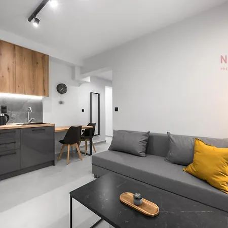 Room8, Nilie Hospitality Mgmt Салоники