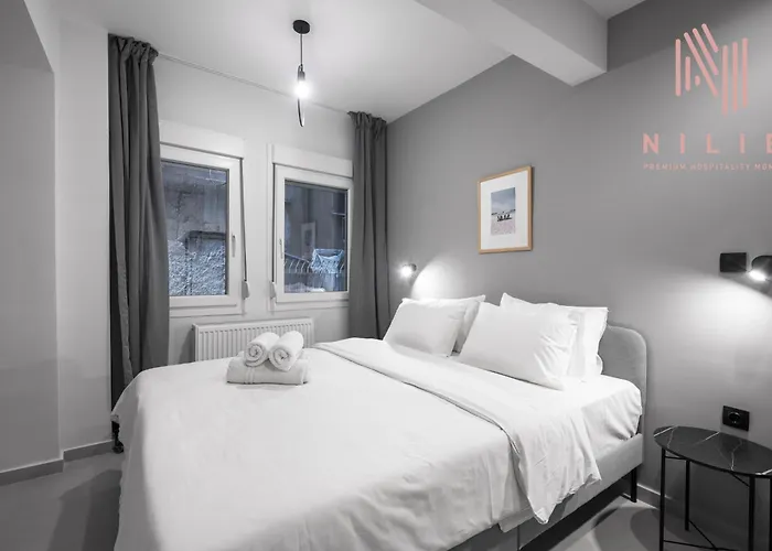 Room8, Nilie Hospitality Mgmt * Tessalónica