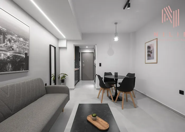 Apartamento Room8, Nilie Hospitality Mgmt