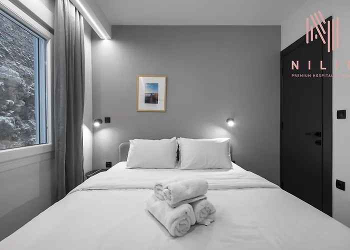Room8, Nilie Hospitality Mgmt Apartamento